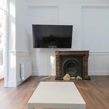 Riverside Old Town By Next Stop Apartment *