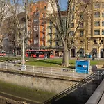 Riverside Old Town By Next Stop شقة بلباو